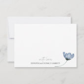 Dusty Blue Rose Blume Script Wedding Dankeskarte (Rückseite)