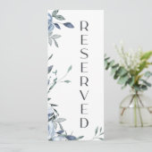 Dusty Blue Rose Blume Sitzplätze vorbehalten Menükarte (Stehend Vorderseite)