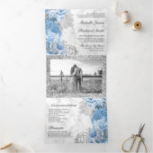 Dusty Blue Rose Blumenblume Foto Weißes Marmor Hoc Dreifach Gefaltete Einladung (Innenseite)