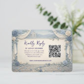 Dusty Blue Rose QR Code Wedding  RSVP Karte (Stehend Vorderseite)
