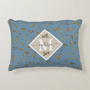 Dusty Blue Rustic Brown Blätter Mit Monogramm Dekokissen