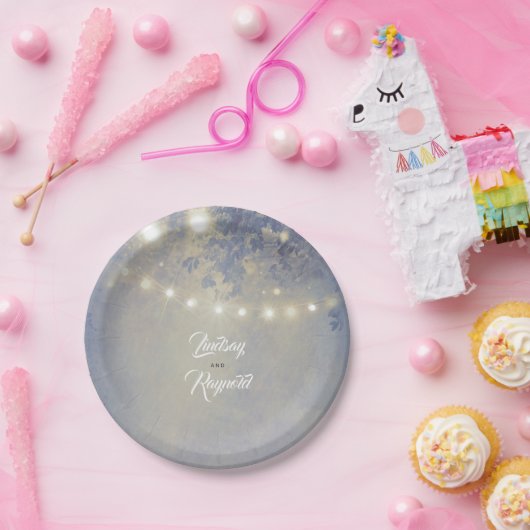 Dusty Blue Rustic String Lights Wedding Pappteller (Party)