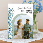 Dusty Blue & Sage Wildblumen Arch Foto Hochzeit Save The Date