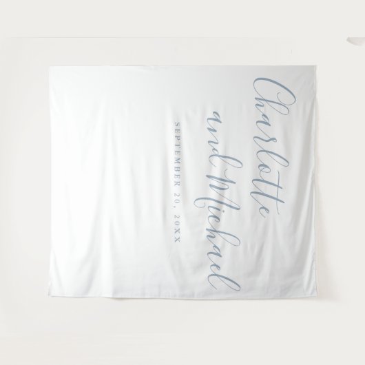 Dusty Blue Script Wedding Foto Booth Hintergrund Wandteppich (Vorderseite (Horizontal))