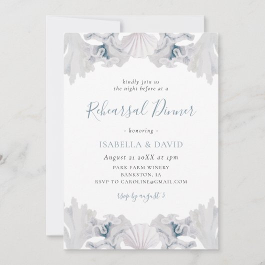 Dusty Blue Seashell Beach Probe Dinner Einladung (Vorderseite)