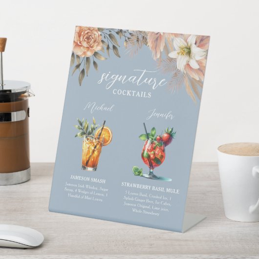 Dusty Blue Signature Cocktails Bar Sign Sockelschild (In SItu)