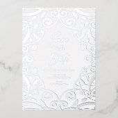 Dusty Blue Silver Floral Leaf Lace Wedding Folieneinladung (Vorderseite)