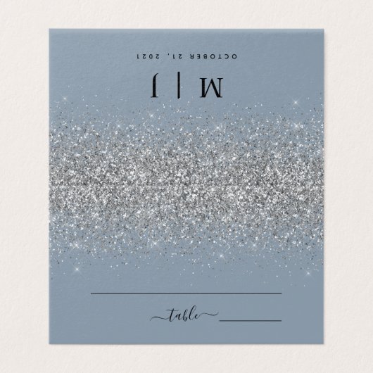 Dusty Blue & Silver Glitzer Wedding Platzkarte (Außenseite Aufgefaltet)