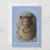 Dusty Blue Simple Arch Frame Foto Birth Ankündigung (Vorderseite)
