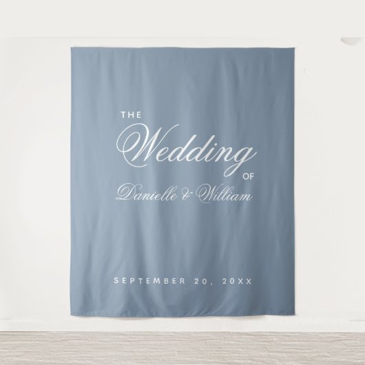 Dusty Blue Simple Elegant Script Wedding Backgroun Wandteppich (Vorderseite)