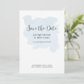 Dusty Blue Simple Elegante Modernes Script Wasserc Save The Date (Stehend Vorderseite)