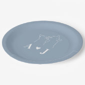 Dusty Blue Simple Minimalistisch Cat Monogram Wedd Pappteller (Schrägansicht)