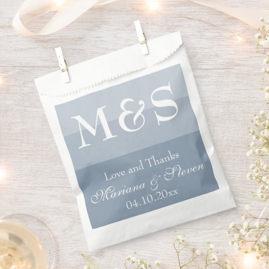 Dusty Blue Simple Modern Chic Script Fevor Bag Geschenktütchen (Ausgeschnitten)