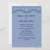 Dusty Blue Six Petal Blume Einladung Hochzeit (Vorderseite)