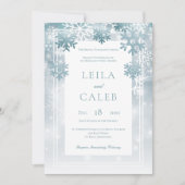 Dusty Blue Snowflake Moderne Hochzeit Einladung (Vorderseite)