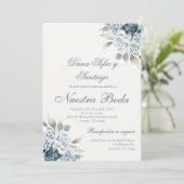 Dusty Blue Spanish Wedding Einladung (Stehend Vorderseite)