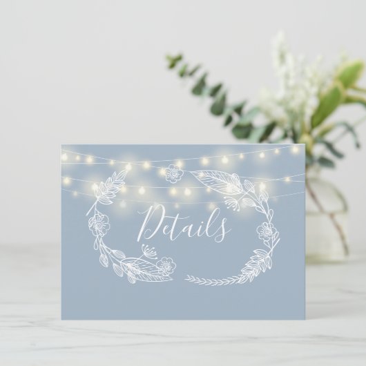 Dusty Blue String Lights Wedding Details Card Einladung (Stehend Vorderseite)