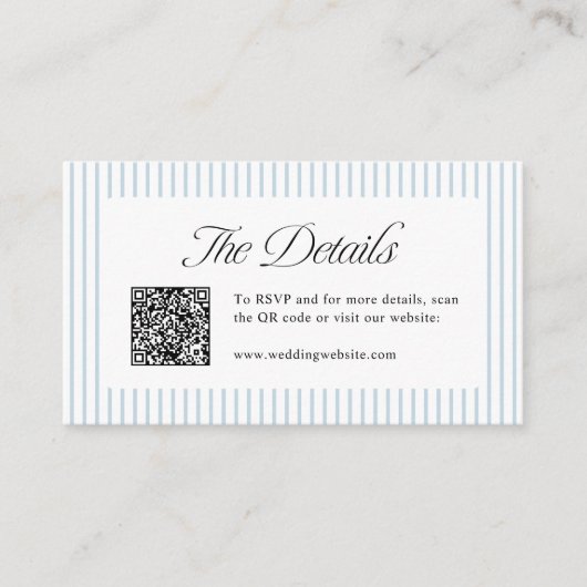 Dusty Blue Striped QR Code Classy Wedding Details Platzkarte (Vorderseite)