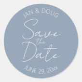 Dusty Blue Stylized Wedding Save the Date Runder Aufkleber (Vorderseite)