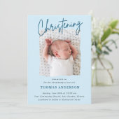 Dusty Blue Subtle Cross Handwriting Christening Einladung (Stehend Vorderseite)