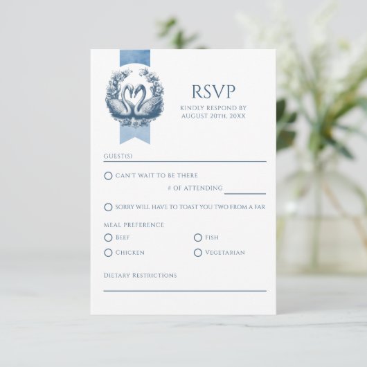 Dusty Blue Swan Wedding RSVP Card (Stehend Vorderseite)