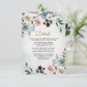 Dusty Blue und Blush Pink Mauve Floral Wedding Begleitkarte (Stehend Vorderseite)