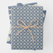 Dusty Blue und Cream Muster of Christmas Geschenkpapier Set (Beispiel)