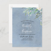 Dusty Blue und Greenery Save the Date Ankündigungspostkarte (Vorne/Hinten)
