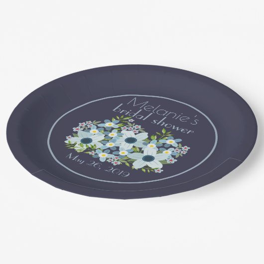 Dusty Blue und Navy Pappteller (Schrägansicht)