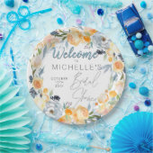 Dusty Blue und Peach Floral Brautparty Pappteller (Party)