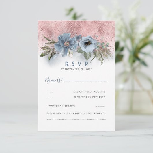 Dusty Blue und Rose Gold Glitzer Boho Wedding RSVP (Stehend Vorderseite)