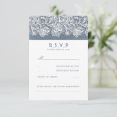 Dusty Blue Vintag Lace Wedding RSVP Karte (Stehend Vorderseite)