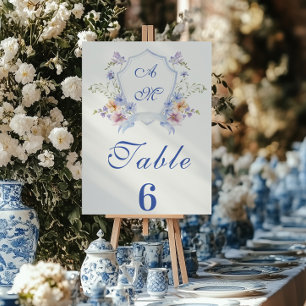 Dusty Blue Wappen Floral Wedding Tischnummer