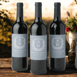 Dusty Blue Wappen Moderne Monogram Wedding Weinetikett