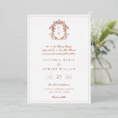 Dusty Blue Wappen Monogram Wedding Folieneinladung (Stehend vorne)