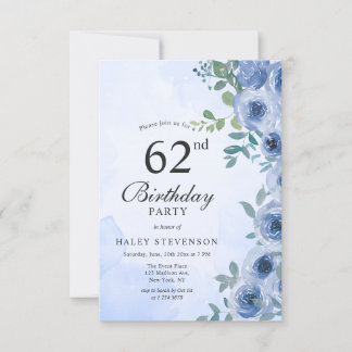 Dusty Blue Watercolor Floral Chic 62. Geburtstag i Einladung