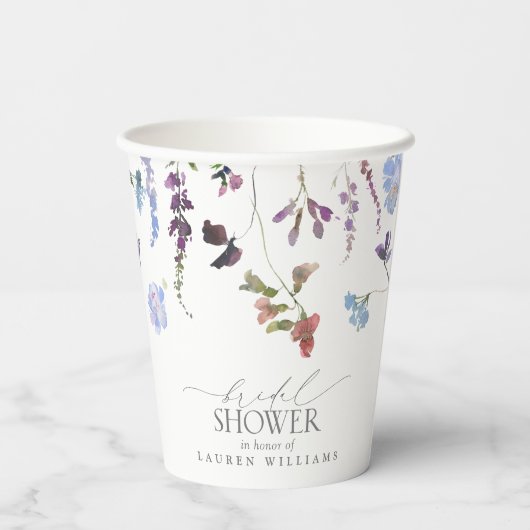 Dusty Blue Watercolor Wildblume Brautparty Pappbecher (Rückseite)