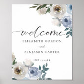 Dusty Blue Wedding Floral Willkommen Elegant Poster (Vorne)