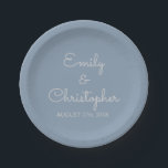 Dusty Blue Wedding oder Empfang Simple Tellers Pappteller<br><div class="desc">Dusty Blau und Weiß maßgeschneiderte Hochzeit- oder Empfang Dinner Papier Teller. Der Text der dustig blauen,  einfachen und eleganten Teller kann aktualisiert und mit Ihrem Namen und Hochzeitstermin angepasst werden.</div>