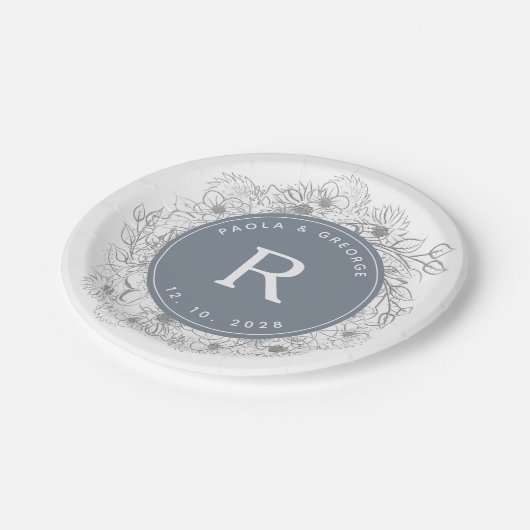 Dusty Blue Wedding Pappteller (Schrägansicht)