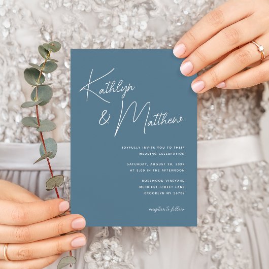 Dusty Blue Whimsical Script Moderne Hochzeit Einladung