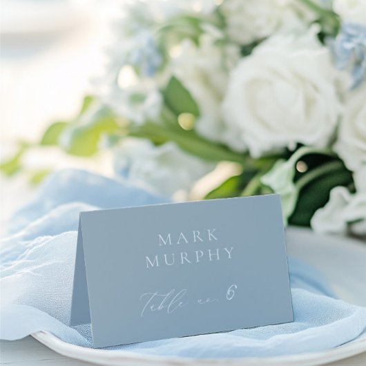 Dusty Blue & White Calligraphy Wedding Platzkarte Tischnummer