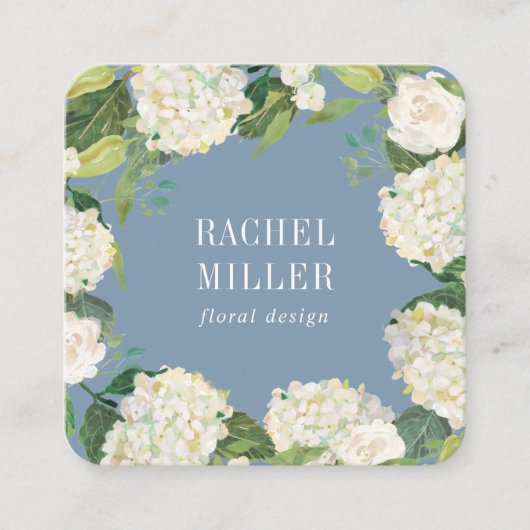 Dusty Blue & White Hydrangea Wreath Quadratische Visitenkarte (Vorderseite)