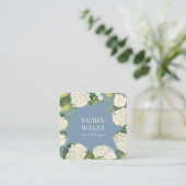 Dusty Blue & White Hydrangea Wreath Quadratische Visitenkarte (Stehend Vorderseite)