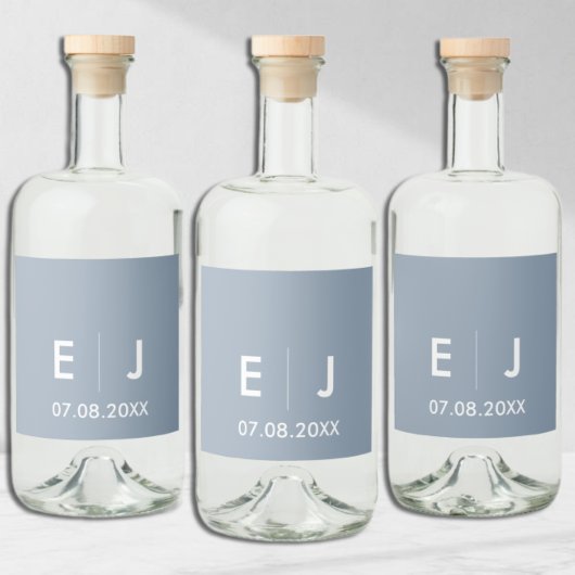 Dusty Blue & White Monogram Wedding Alkoholflaschenetikett