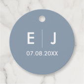 Dusty Blue & White Monogram Wedding Geschenkanhänger (Vorderseite)