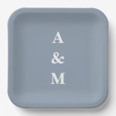 Dusty Blue White Monogrammes Initial Elegante Hoch Pappteller (Vorderseite)