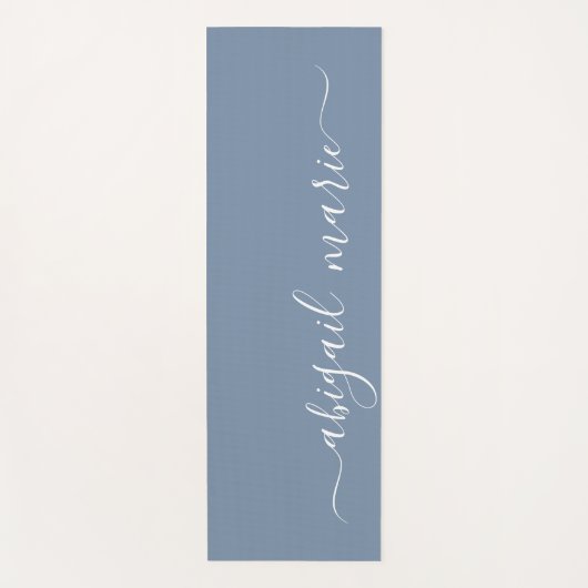 Dusty Blue & White Personalisiert Script Reversibl Yogamatte (Vorderseite)