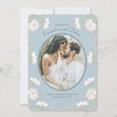 Dusty Blue White Rose Wedding Photo Save the Date Einladung (Vorderseite)