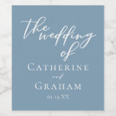 Dusty Blue White Typografy Coastal Wedding Weinetikett (Einzelnes Label)
